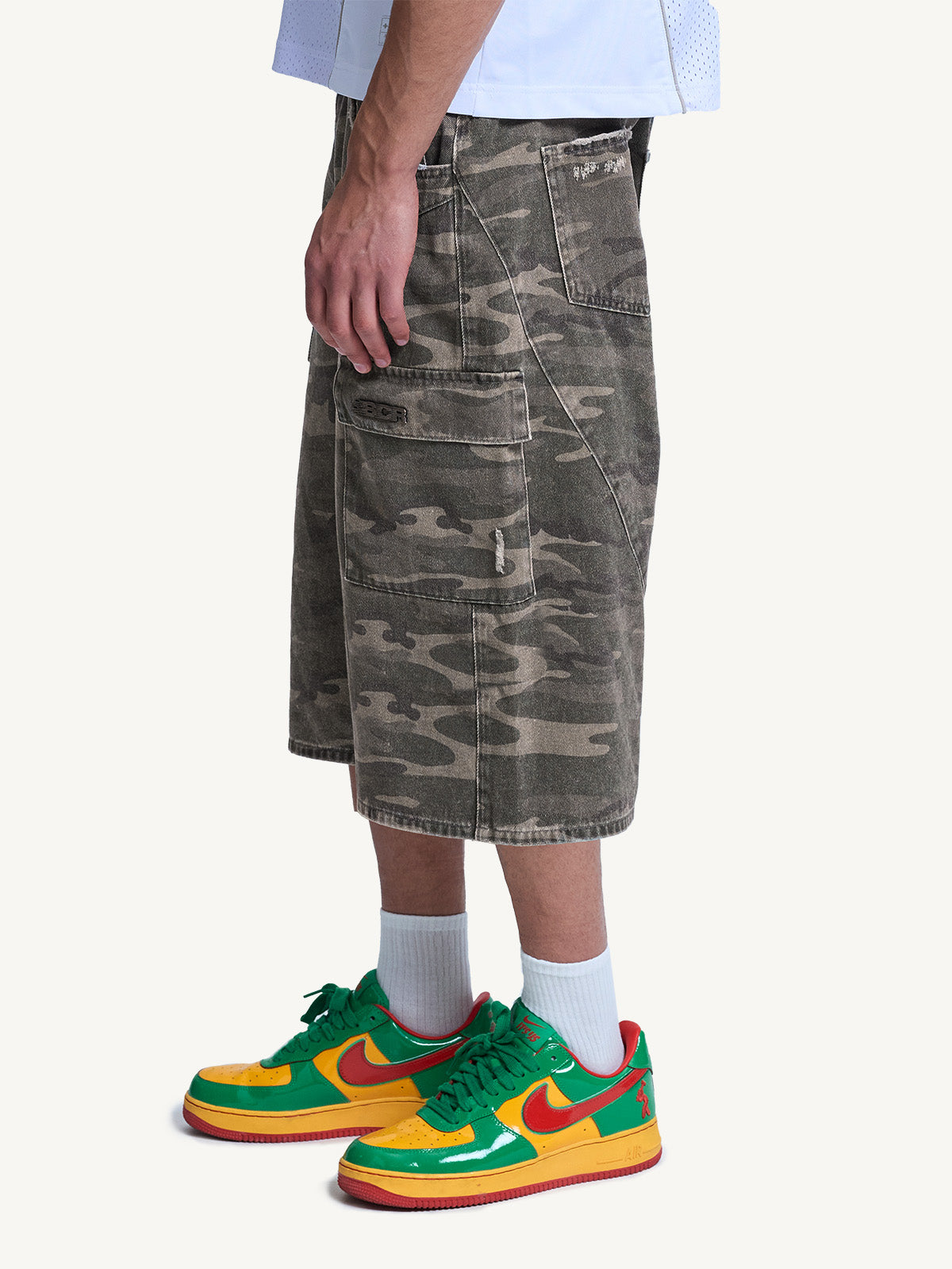 CARGO SHORTS - CAMO