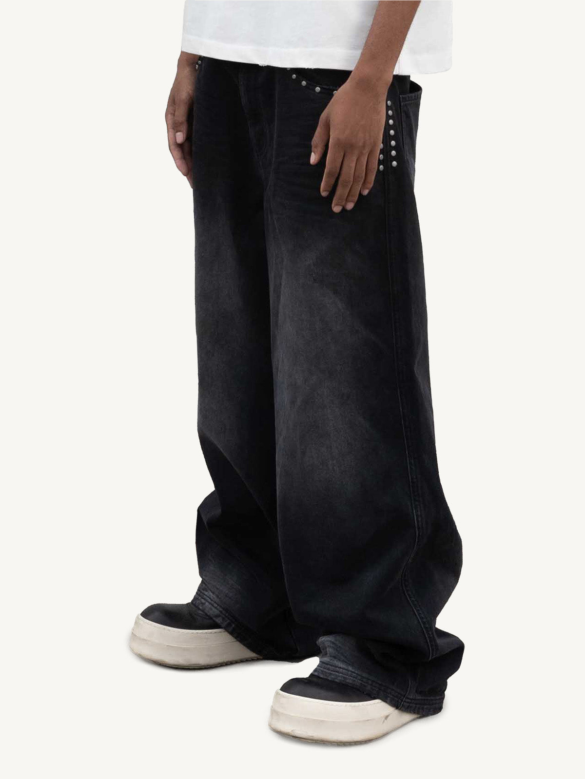 RIVET DENIM - WASHED GREY