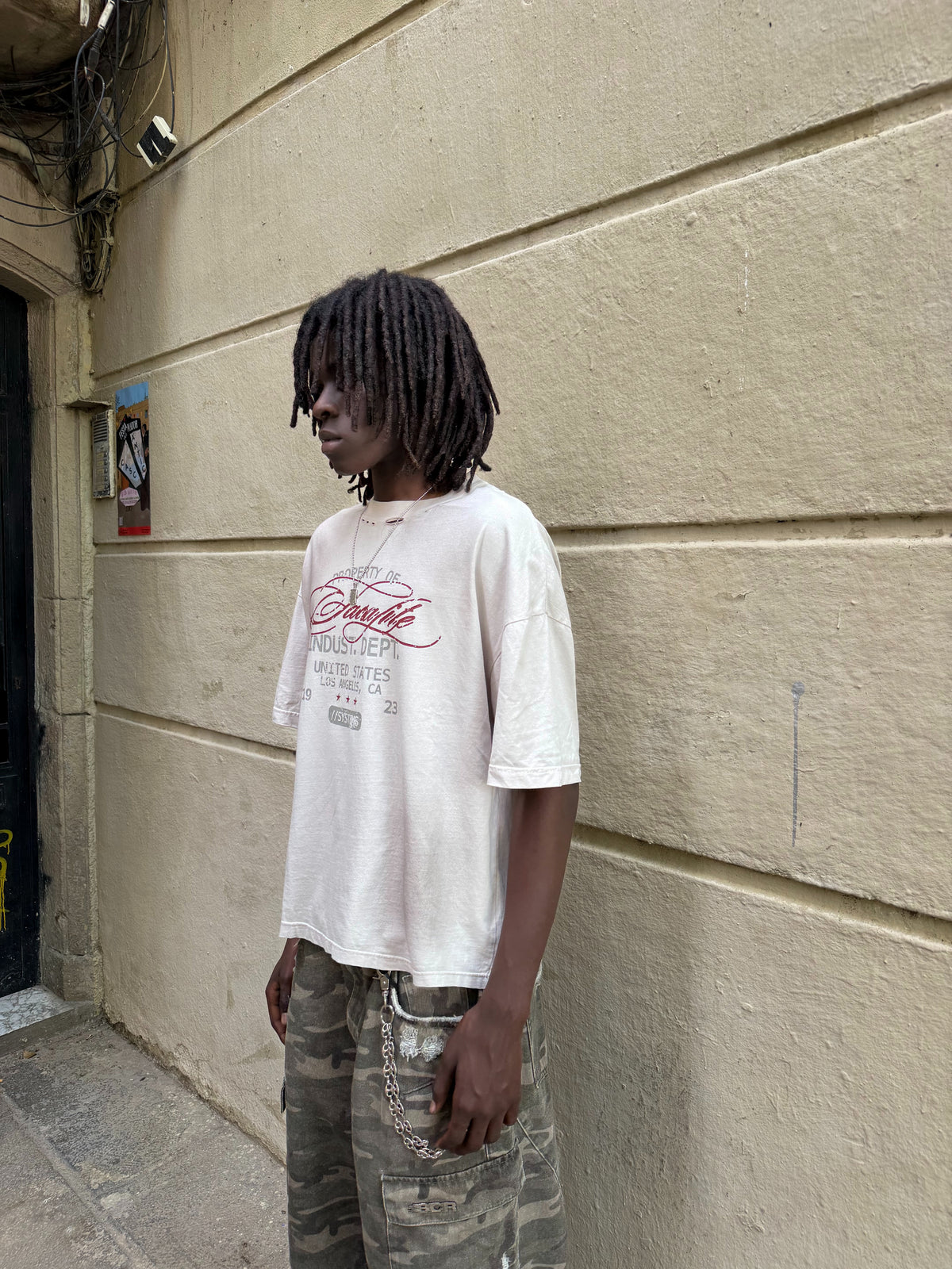 PROPERTY TSHIRT - WASHED GREY