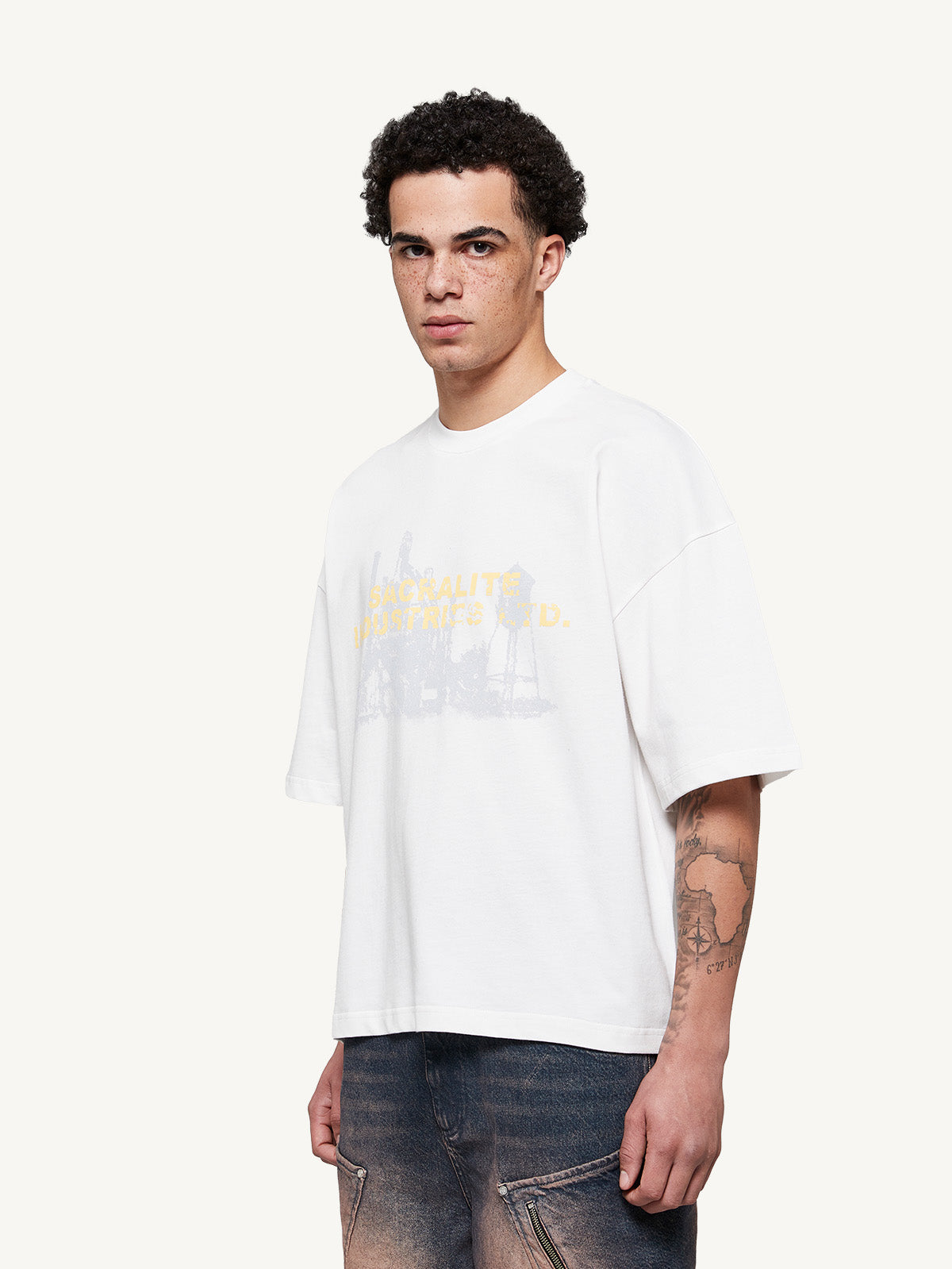 INDUSTRY TSHIRT - OFFWHITE