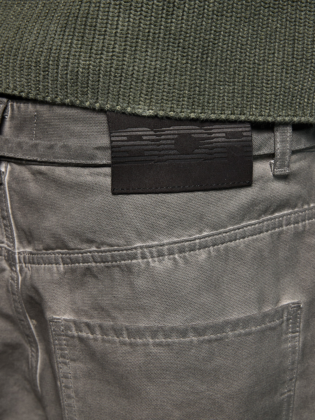 OIL WASHED MULTIPOCKET CARGO - BLACK