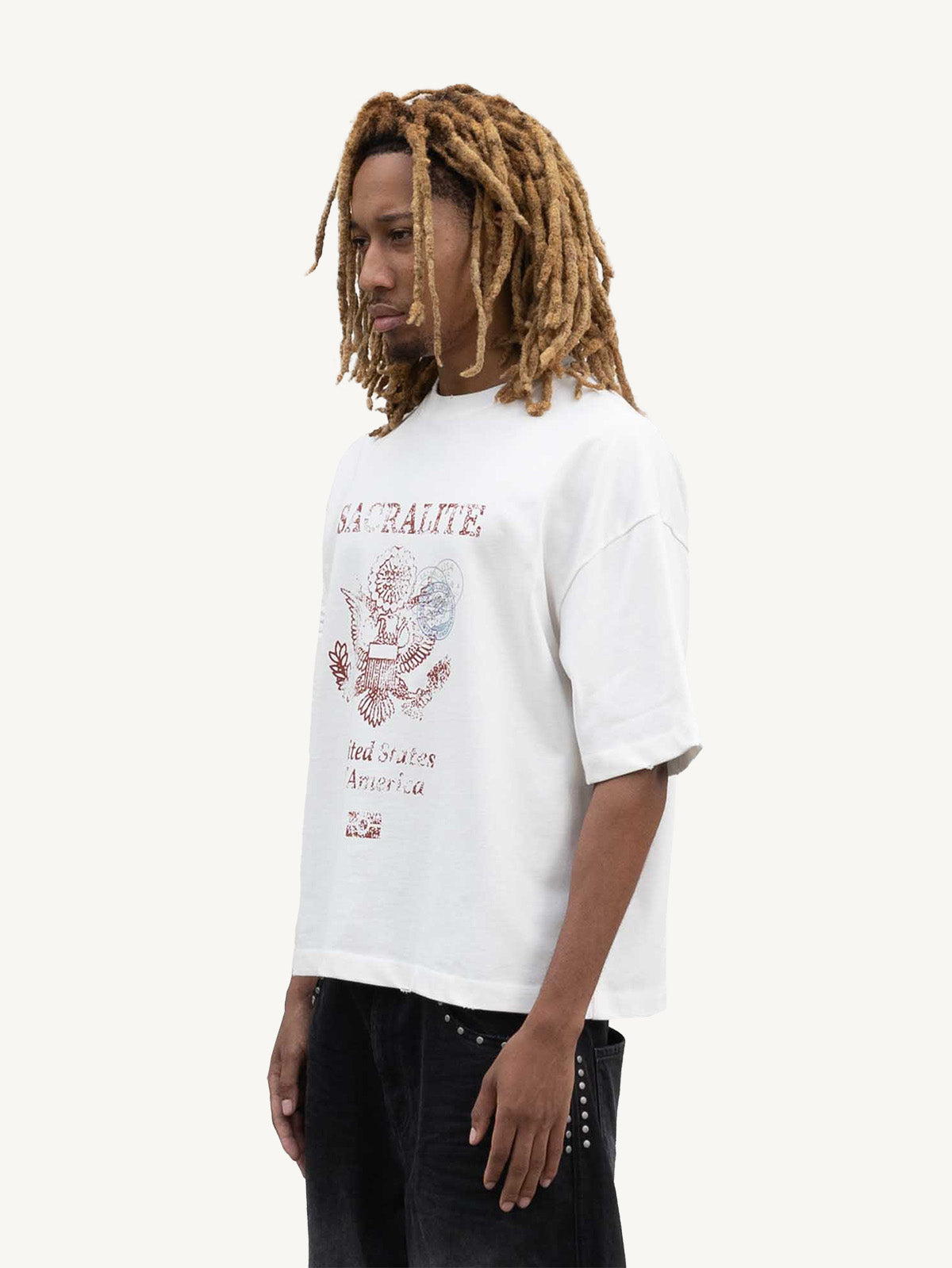 PASSPORT TSHIRT - OFF WHITE