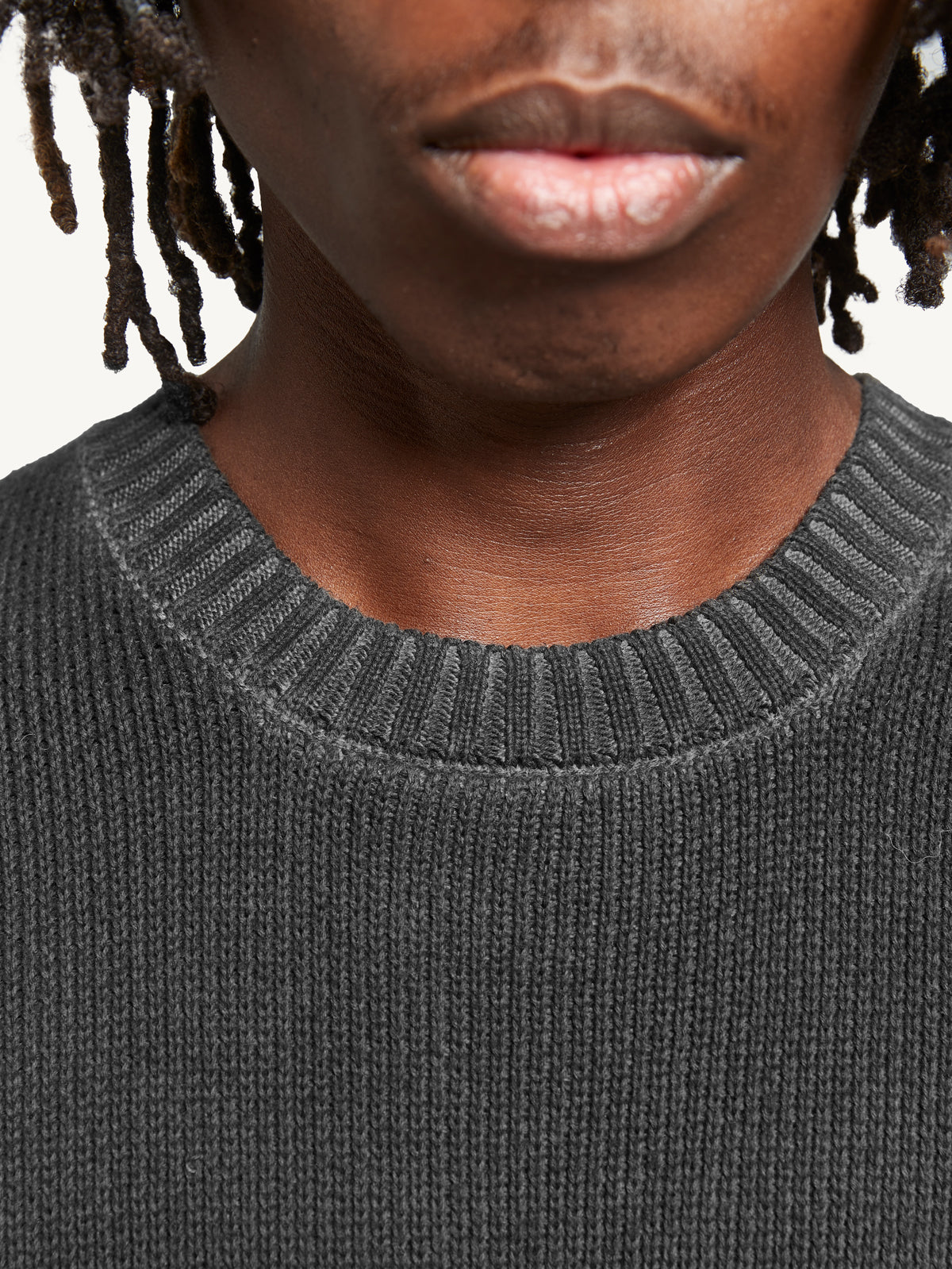 OIL WASHED KNIT SWEATER - BLACK