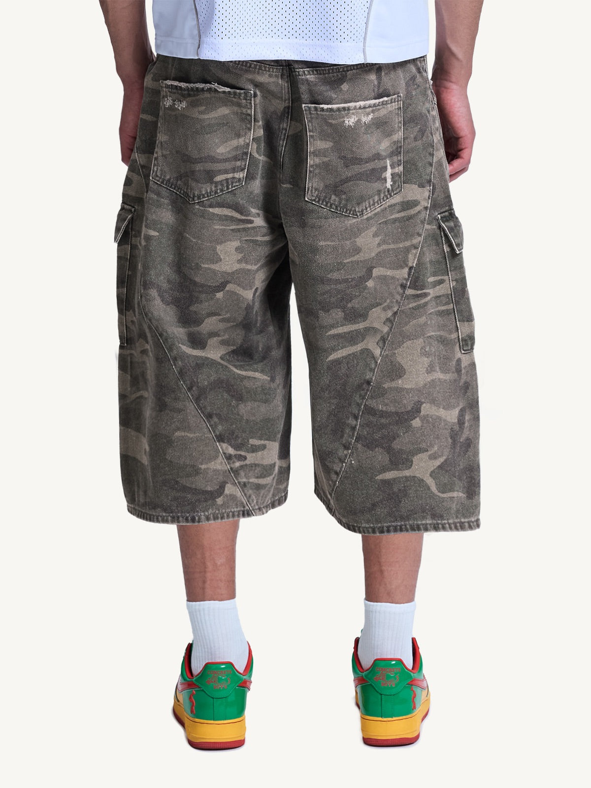 CAMO CARGO SHORTS
