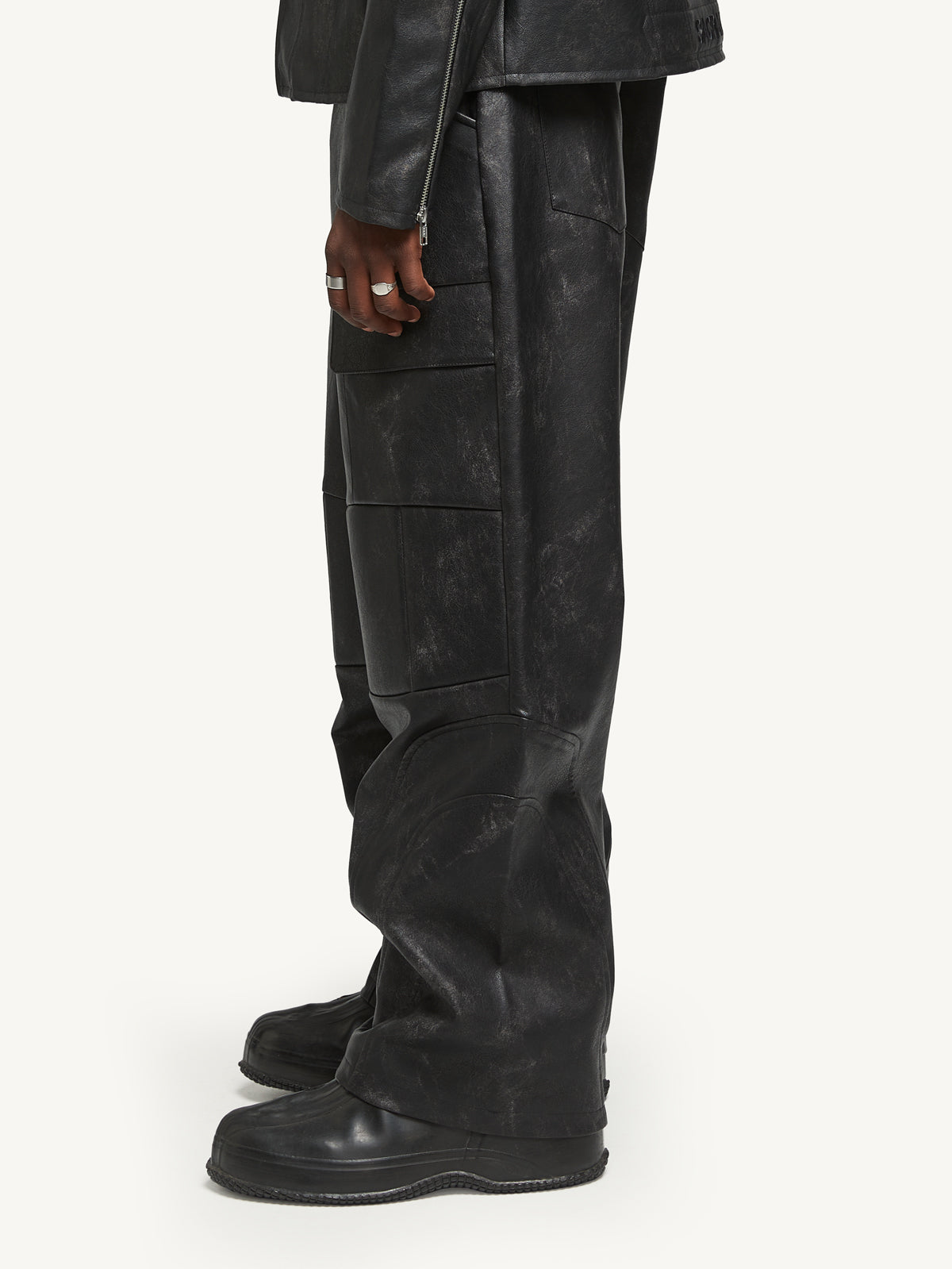 FUME LEATHER PANTS - BLACK